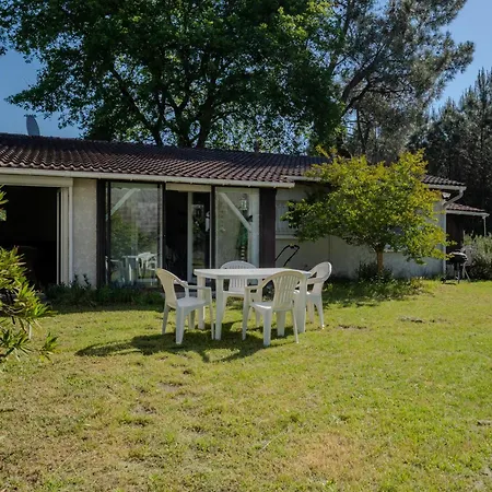 La De Manolo, Near Forest, 2-4 People *